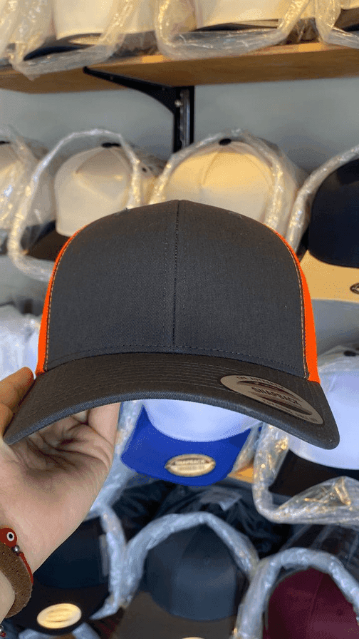 Flexfit Yupoong 6606 - Charcoal/Naranja