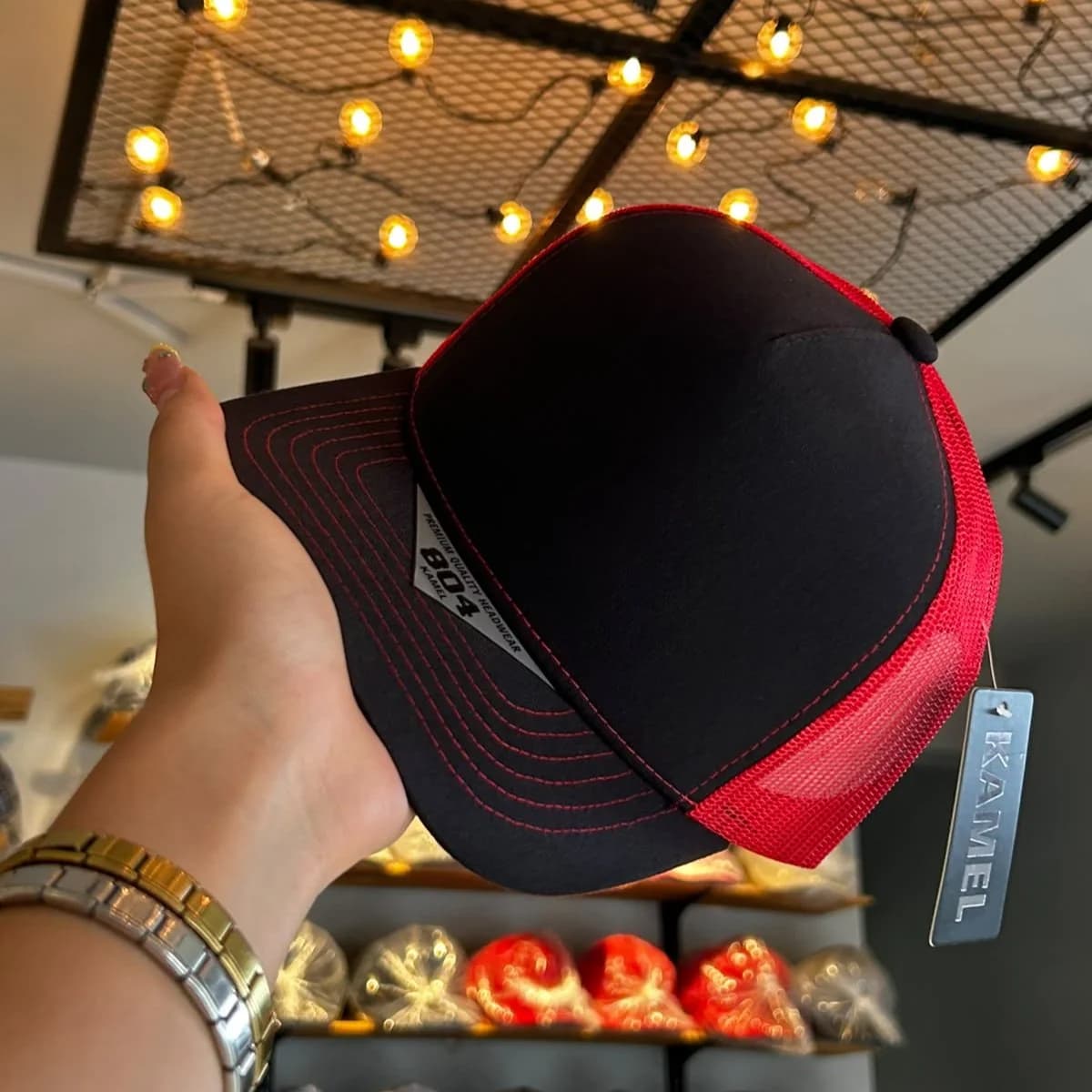 Kamel 804 - Black/Red malla