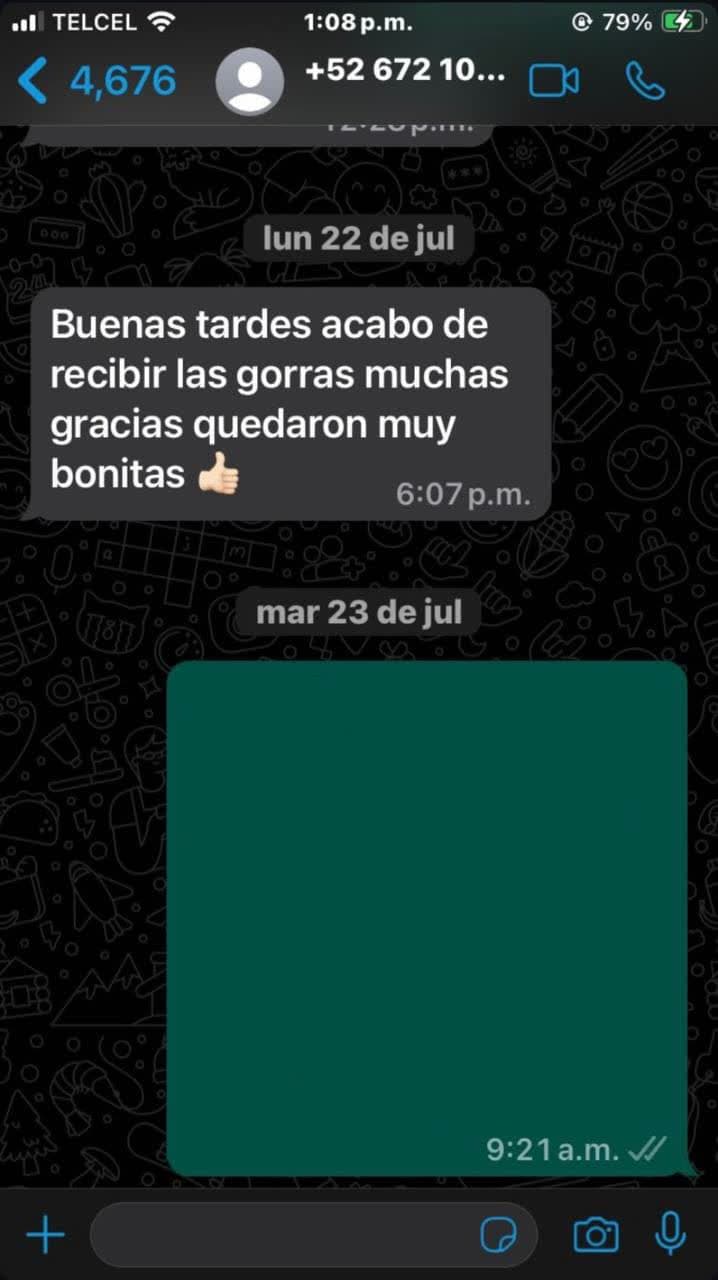 Referencia de cliente — comentario real recibido por WhatsApp