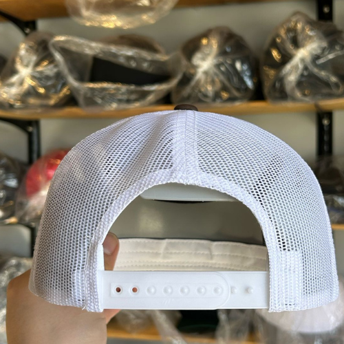 Yupoong 6006 Brown / White