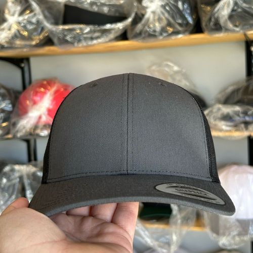 Yupoong 6606 Charcoal / Black