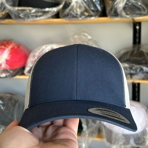 Yupoong 6606 Navy / White