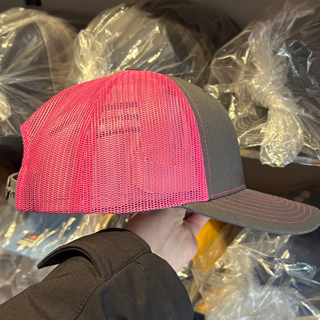 Richardson 112 Charcoal/Pink