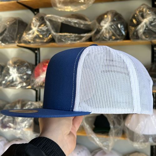 Yupoong 6006 Royal / White